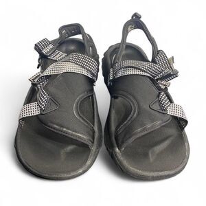Nike Oneonta Trail hiking Sandals